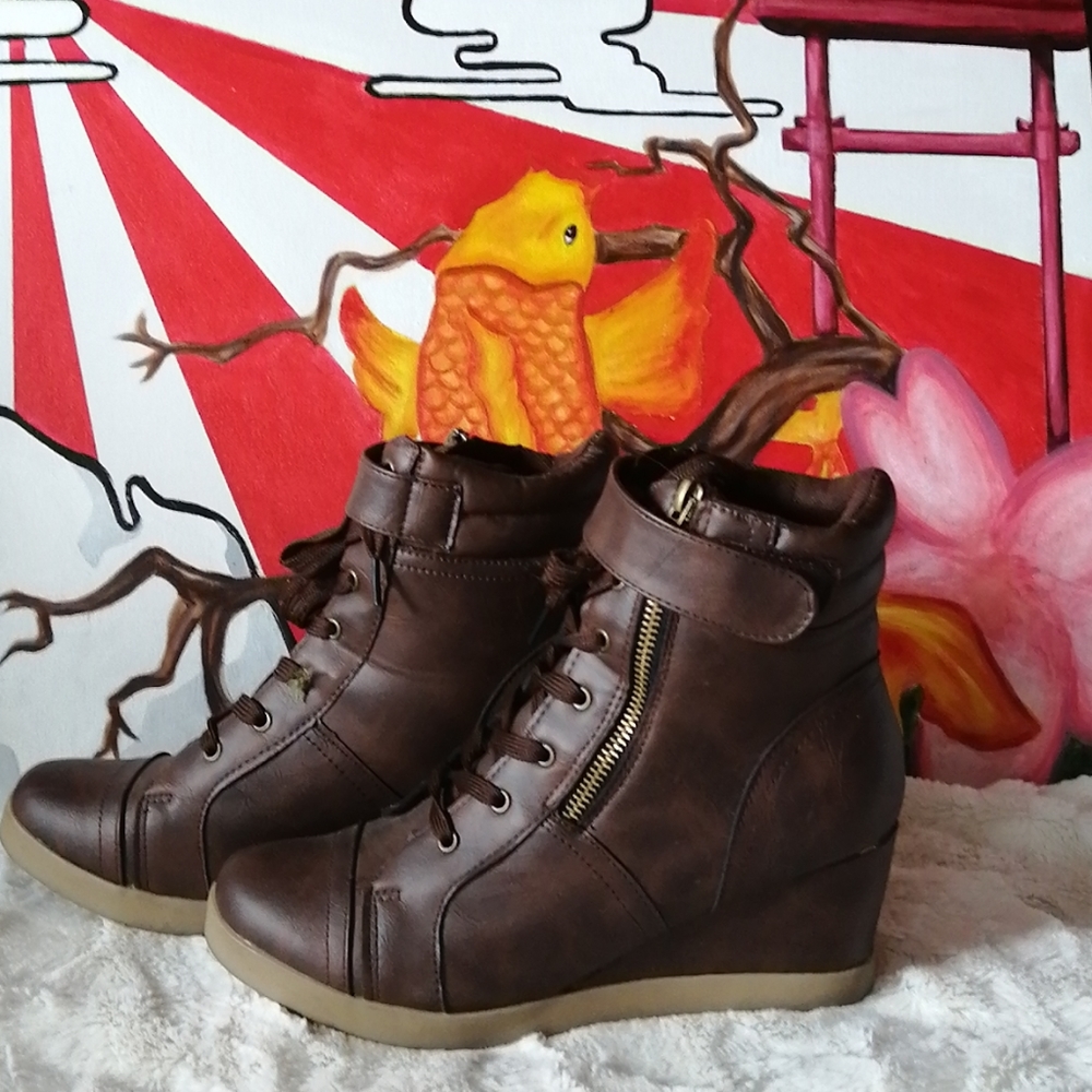 Ardene..made in Canada